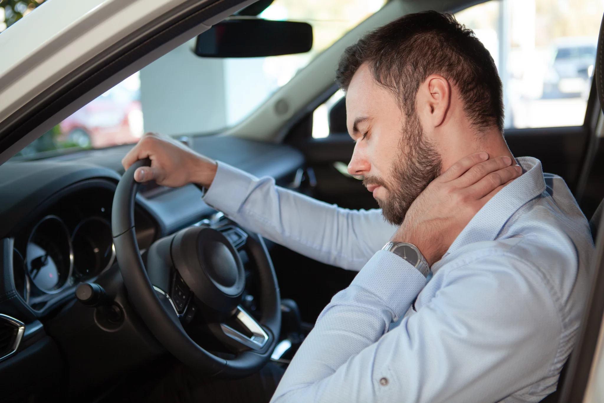 Whiplash Injuries: Debunking the Myth of Vehicle Damage and Seeking Expert Care